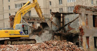 Демонтаж фасада в Усинске: цены за м2 от 364 рублей | Сварной-Снс