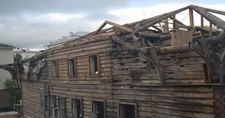 Демонтаж деревянных конструкций в Усинске - расценки от 1040 рублей - Сварной-Снс